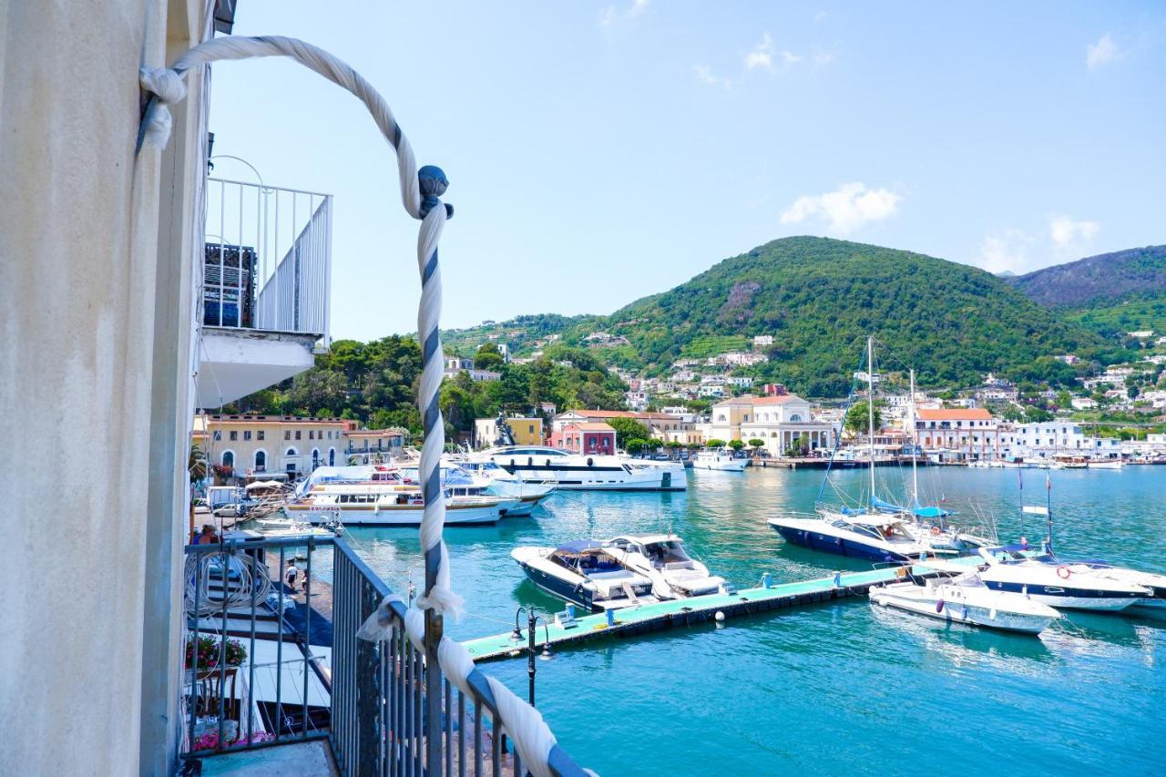 La Casa Di Antonia Apartment Ischia Bagian luar foto